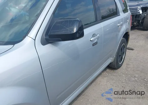 2012 Ford Escape Xlt z USA, uszkodzony, nr VIN 1FMCU9D70CKC21986